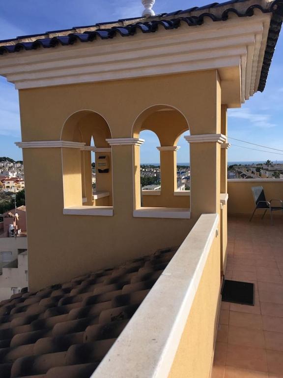 Top Floor Spacious Apartment With Roof Terrace Alicante Exterior foto