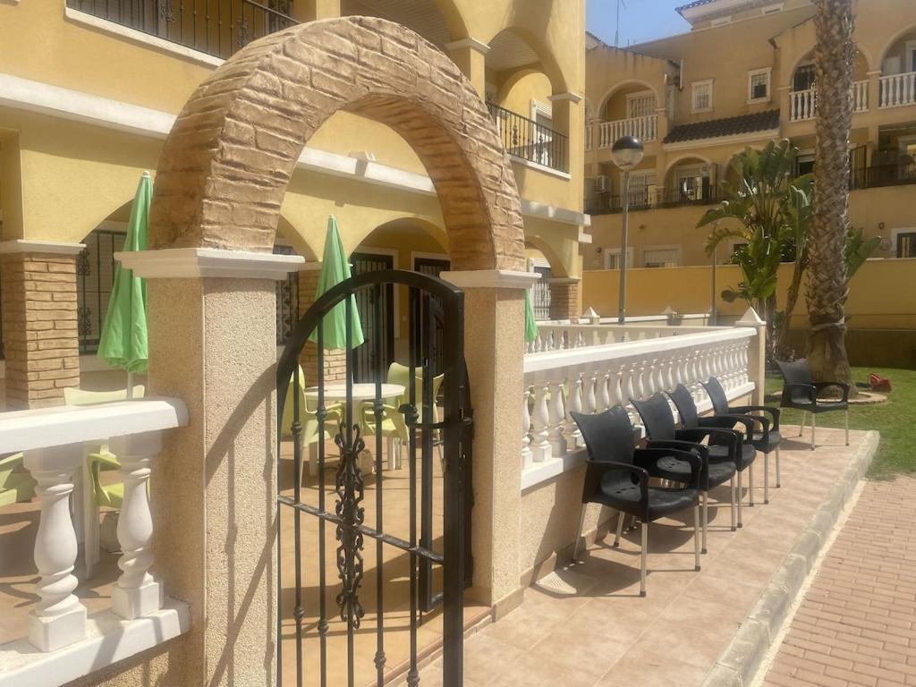 Top Floor Spacious Apartment With Roof Terrace Alicante Exterior foto