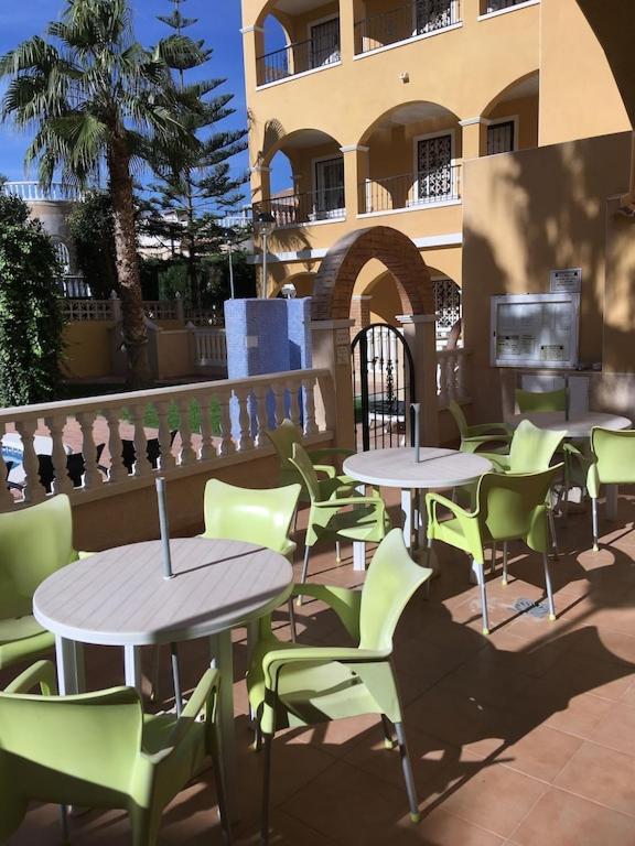 Top Floor Spacious Apartment With Roof Terrace Alicante Exterior foto